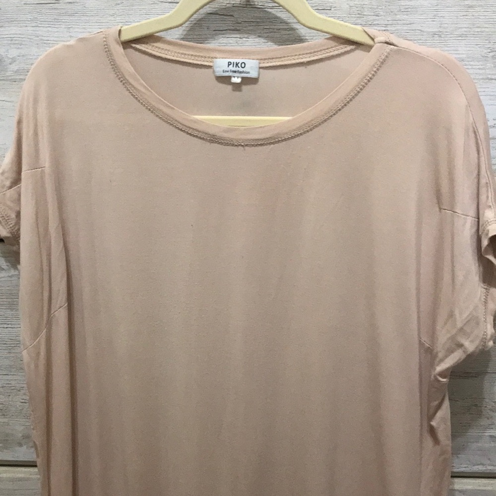 Blush Piko short sleeved top